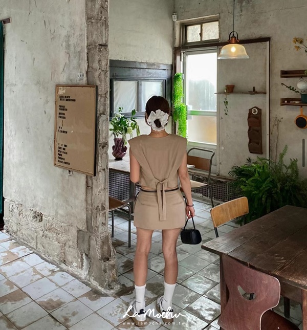 無袖棉麻西裝背心(墊肩)